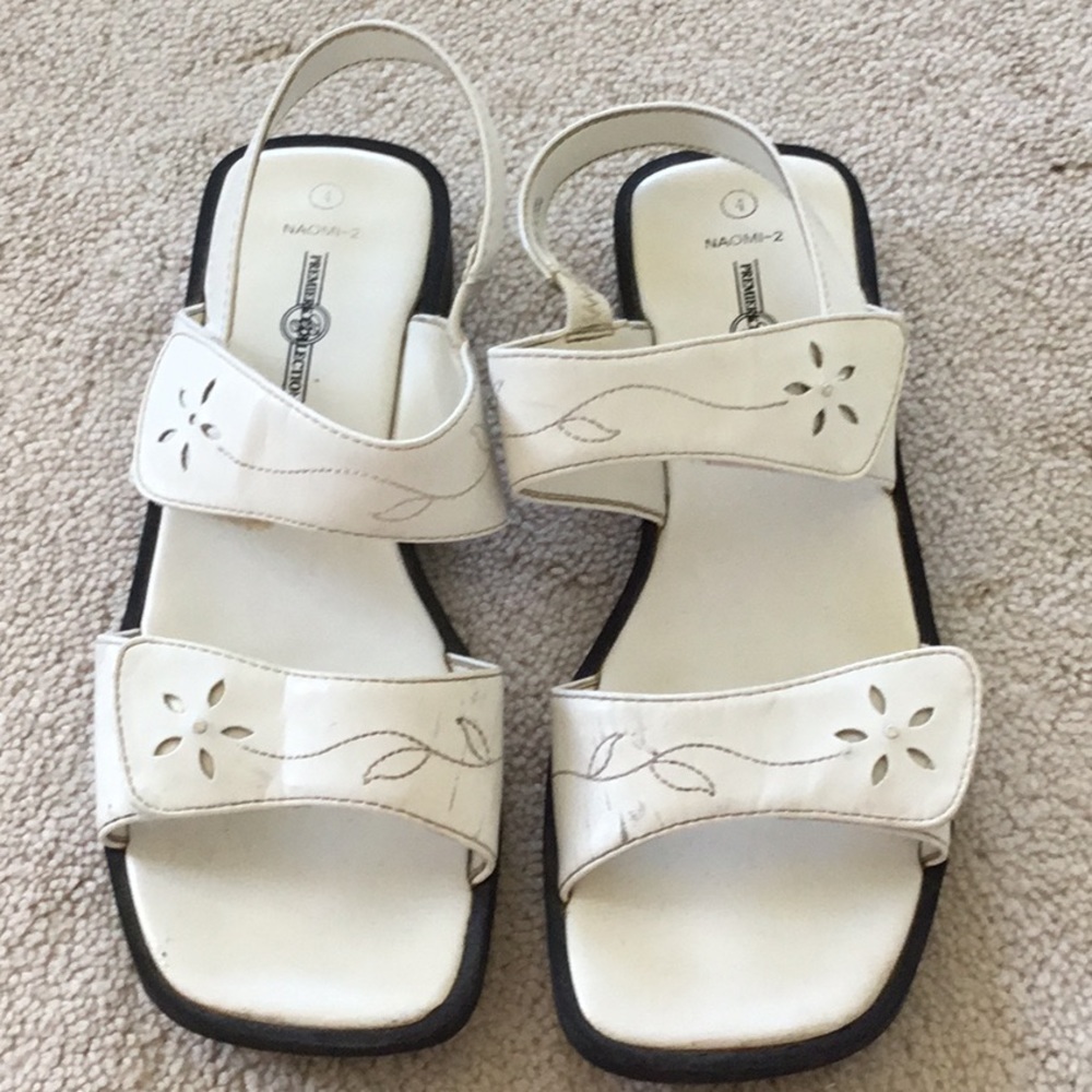 Girls sandals